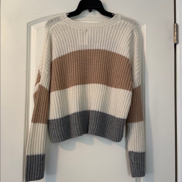 NWT Moon & Madison sweater - Picture 2 of 4